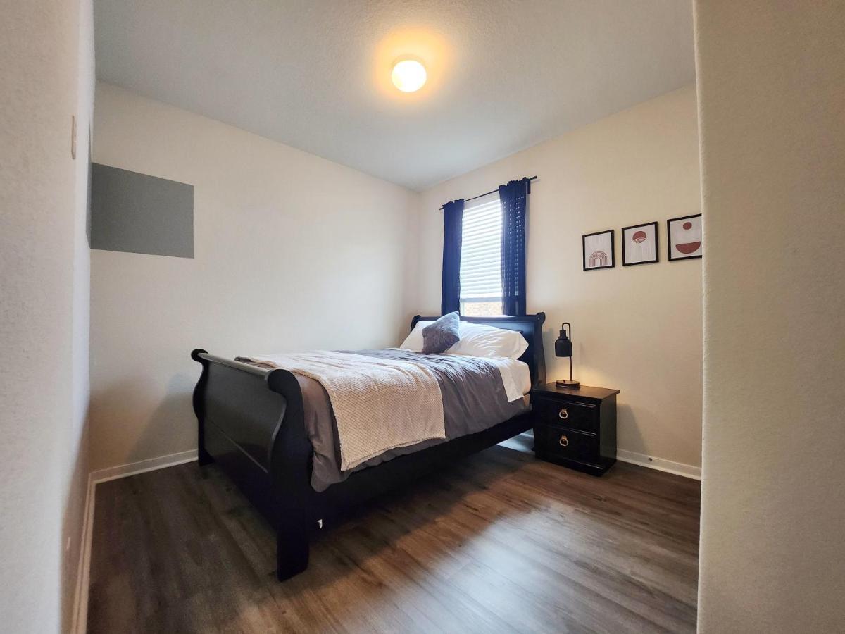 4 Bedroom Home Near Downtown Med Center Nrg Stadium Pearland Skyview Long By Ion Rentals Χιούστον Εξωτερικό φωτογραφία