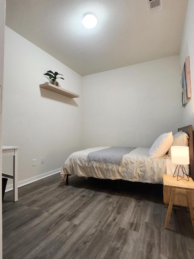 4 Bedroom Home Near Downtown Med Center Nrg Stadium Pearland Skyview Long By Ion Rentals Χιούστον Εξωτερικό φωτογραφία