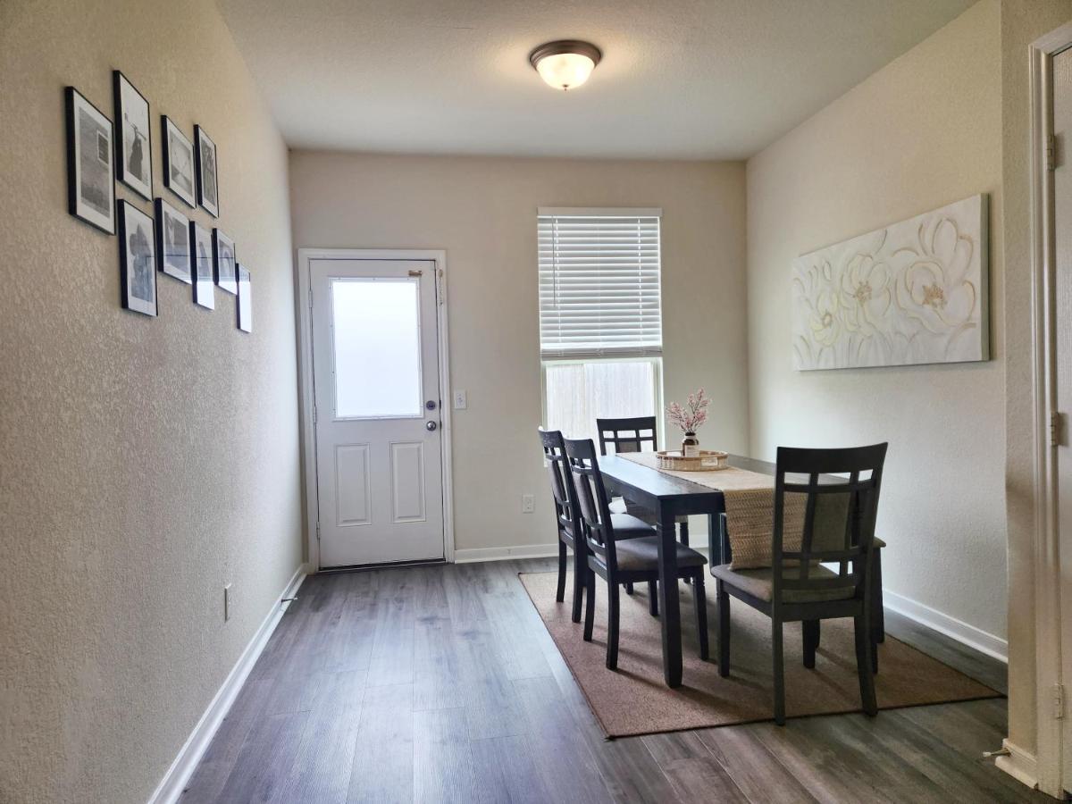 4 Bedroom Home Near Downtown Med Center Nrg Stadium Pearland Skyview Long By Ion Rentals Χιούστον Εξωτερικό φωτογραφία