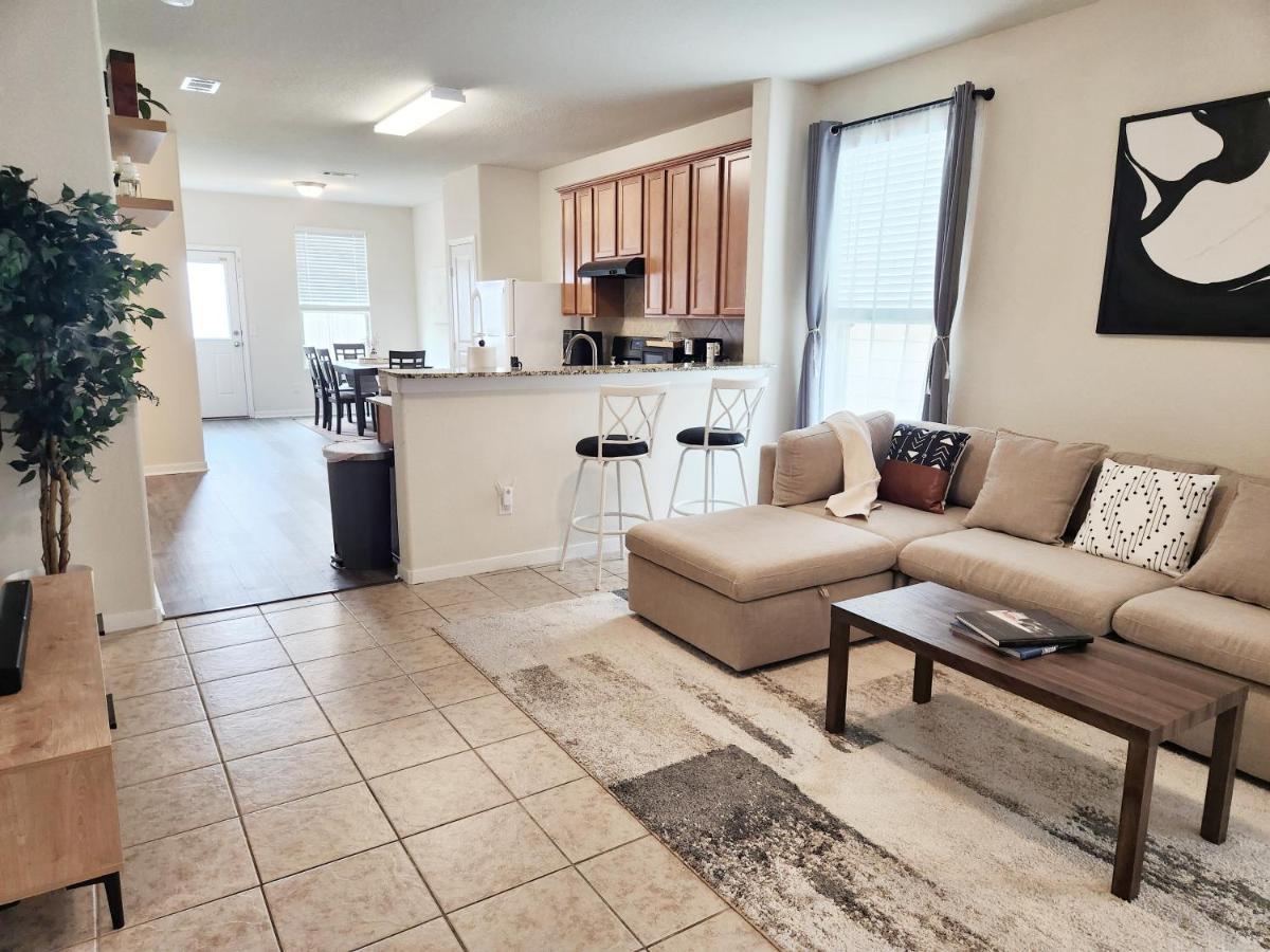 4 Bedroom Home Near Downtown Med Center Nrg Stadium Pearland Skyview Long By Ion Rentals Χιούστον Εξωτερικό φωτογραφία